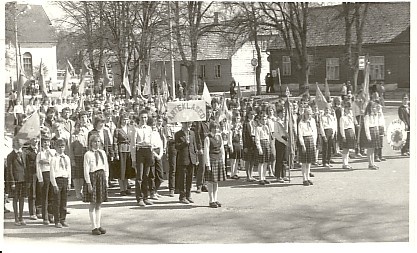 foto, Paide rajooni arteklaste kokkutulek pioneeriorganisatsiooni aastapäeval 1985.a.