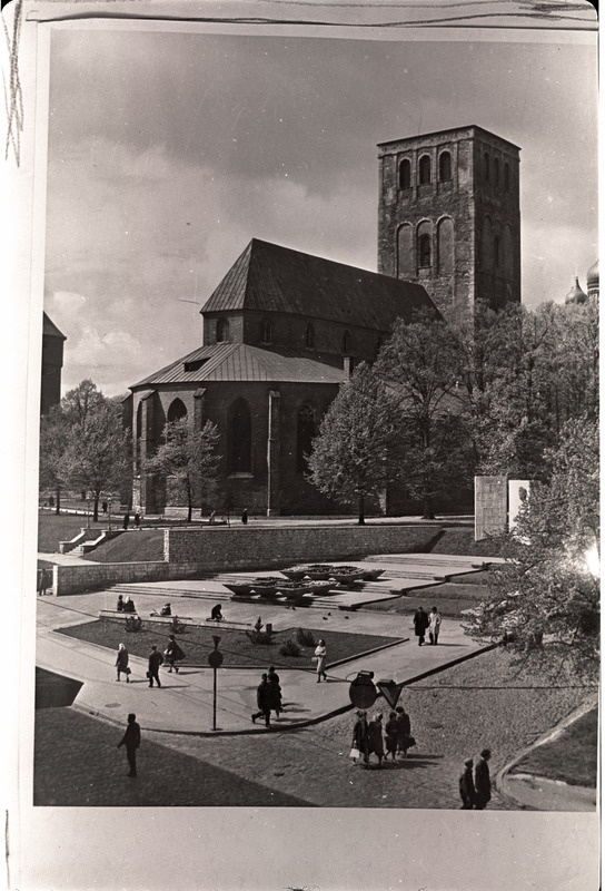 Niguliste kirik pärast restaureerimist,, umbes 1966. aastal.