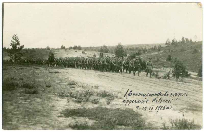 Foto. I soomusrongi-rügement õppereisil Petseris. 9-15.09.1926.