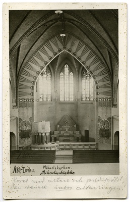 Mikaelin kirkon alttari; sisäkuva  duplicate photo