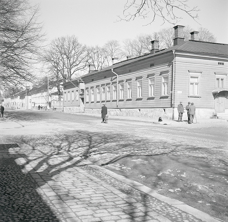 Piispankatu 12 - Porthaninkatu 4