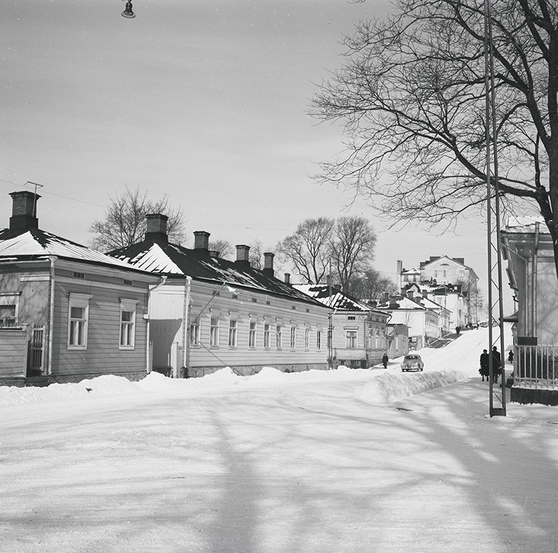Henrikinkatu 5 ja 7; ulkokuva
