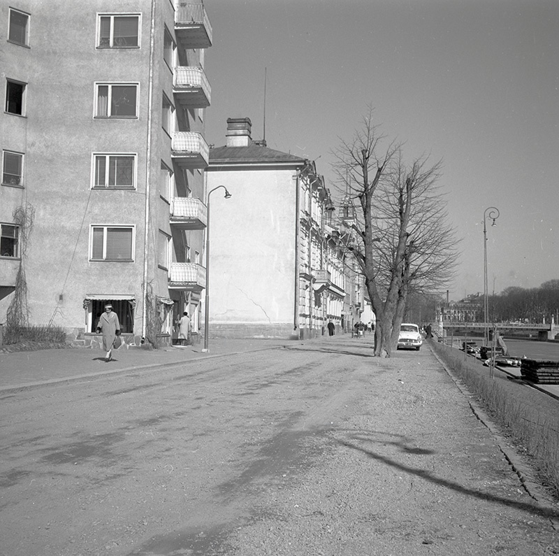 Katunäkymä Läntinen Rantakatu 21 ja 19
