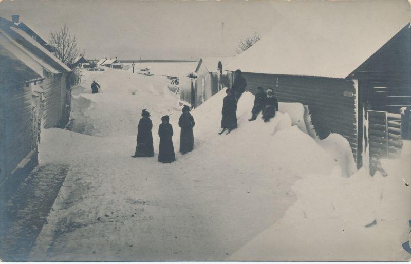 Foto. Lumme mattunud Sadama tänav merejahtklubi lähistel. 1913. O. Siluti kogu. Albumis.