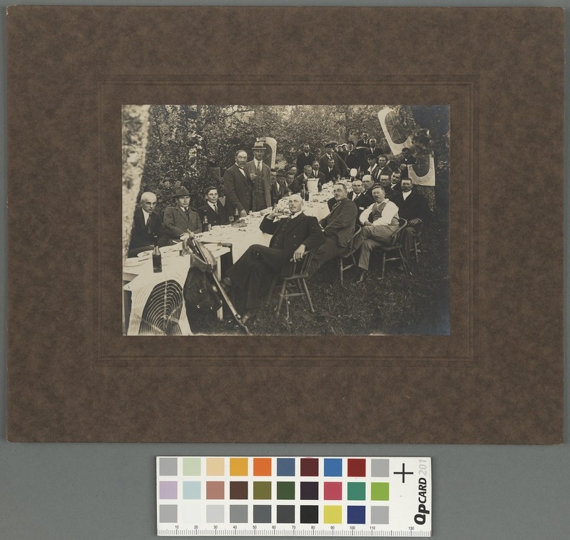 Kaitseliidu pidu Loodes