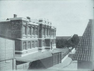 Paide Gymnasium building  duplicate photo