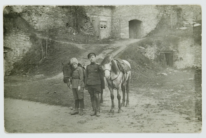 Paul ja Ella Laamann Vabadussõjas 1919.a.