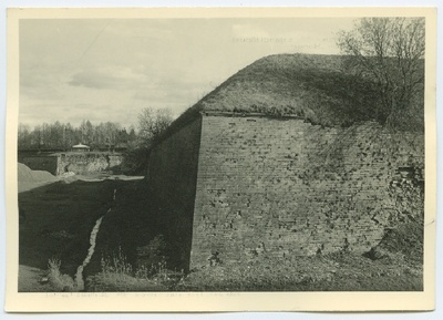 Narva, kindlustuste vöönd XVII sajandi lõpust, bastion "Honor".  duplicate photo