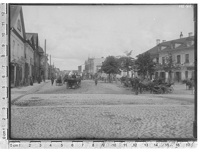 Henningi plats Peterburi, nüüd Narva maanteel  duplicate photo