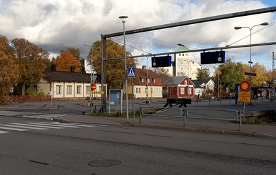 Pommituksen tuhoja sataman ympäristössä; ulkokuva rephoto