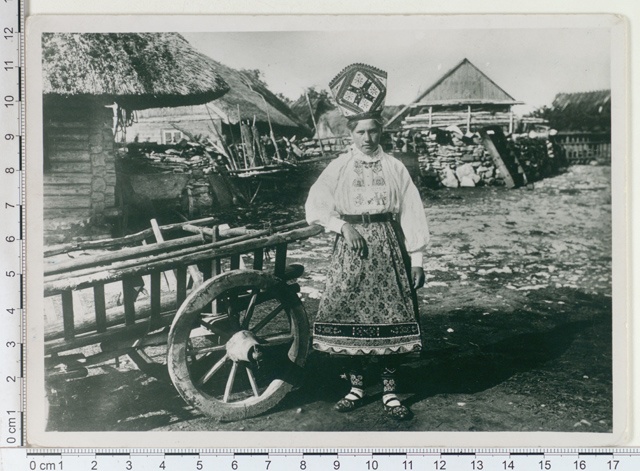 Muhu, Viira küla neiu pruudiehteis