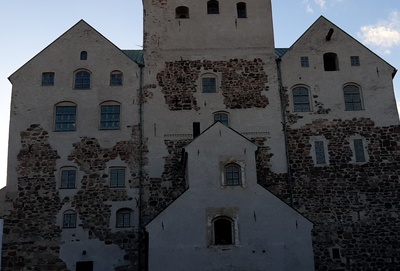 Turku Castle during the fire and after the fire rephoto