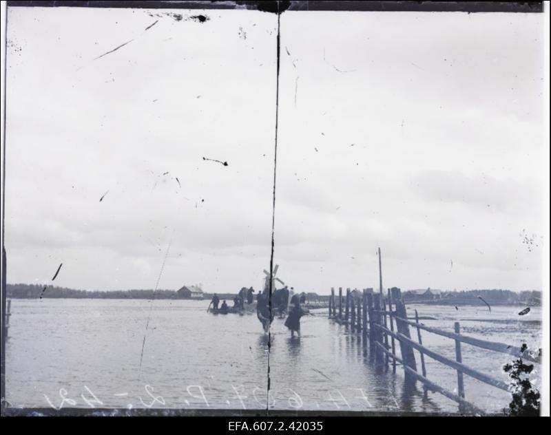 Pärnu jõe üleujutus Paide lähistel.