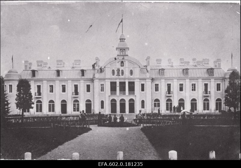 Narva-Jõesuu kuursaal.