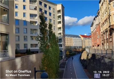 Lapinlahdenkatu 14. Satamaradan leikkaus nähtynä Lapinlahdenkadun ylikäytävältä. rephoto
