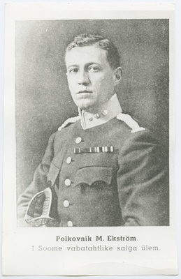 Polkovnik M. Ekström' i portree  duplicate photo