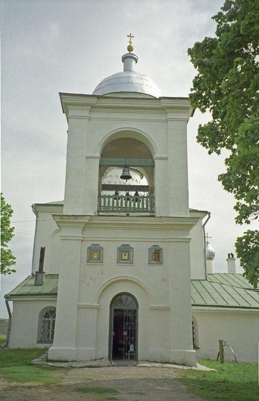 Vana-Irboska, Nikolski kirik