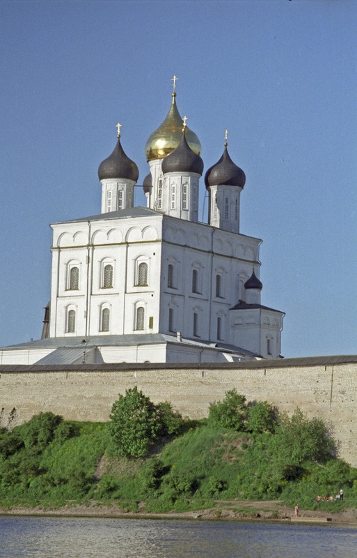 Pihkva, Troitski kirik