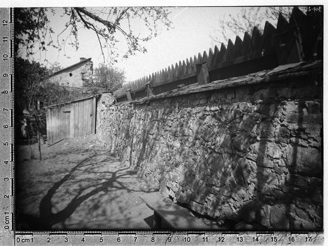 Kloostri müür Lai tänav 12 - 16
