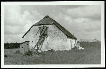 Nearby building of an inappropriate manor