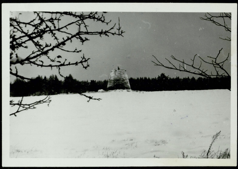 Turn the manor windmill. November 1976.