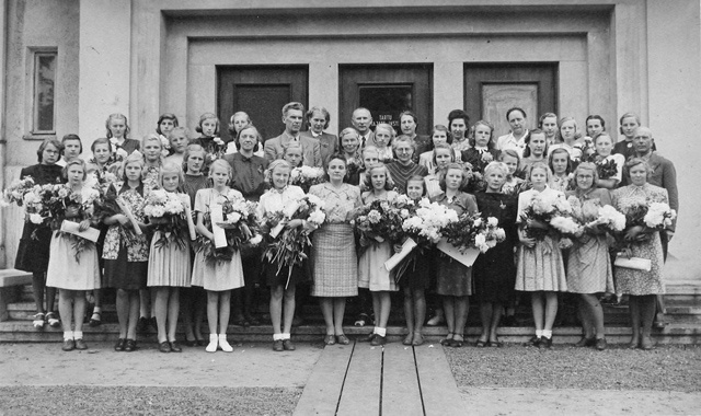 Tartu 5. Mittetäielik Keskkool, algkooli lõpupäev