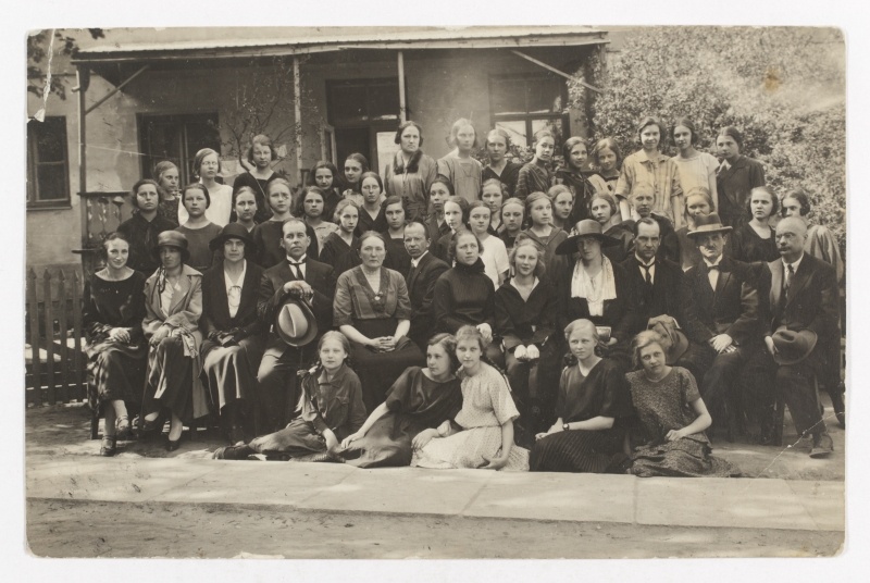 Tartu Tütarlaste Gümnaasiumi grupipilt, 1924