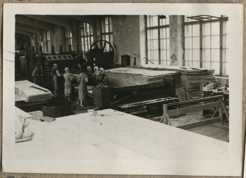 A. M. Lutheri vabriku sisevaade - tootmisseadmed