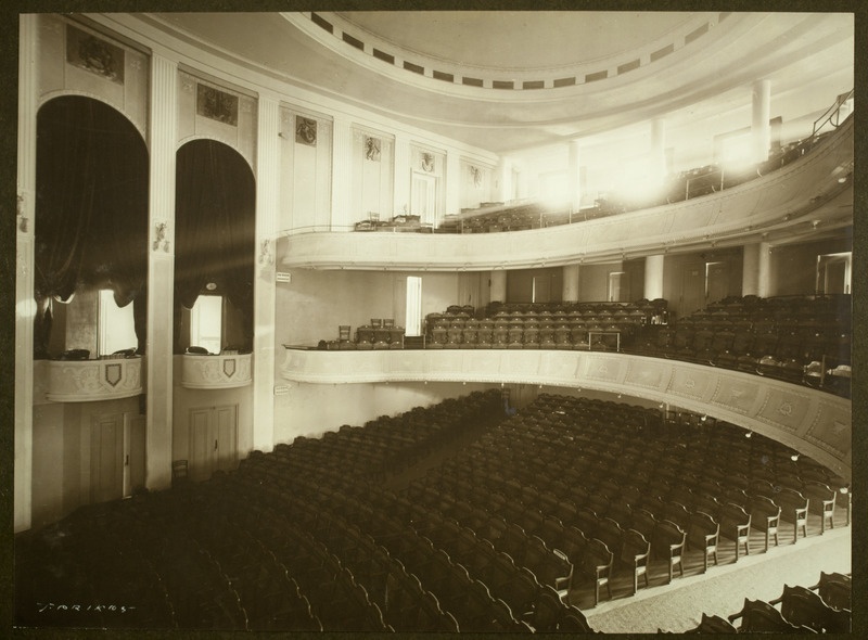 Estonia teatri saal