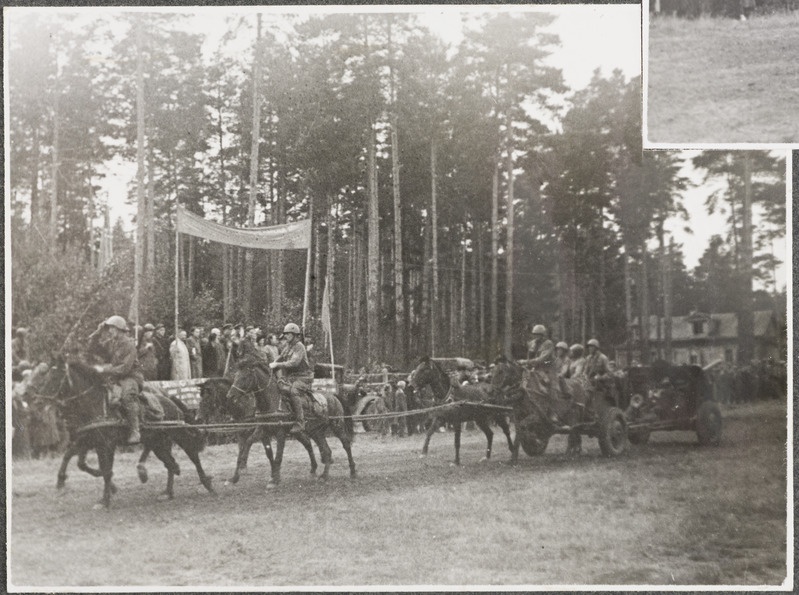 Lahingulipu andmine Jegorjevskis 9. okt. 1942. a.