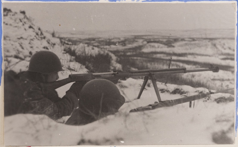 Taktikaline tegevus 7. Eesti väeüksuses. Tankitõrje pealetungil.