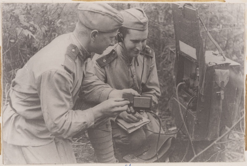 27. polgu radistid kommnoored tegevuses, 1943. a. suvi