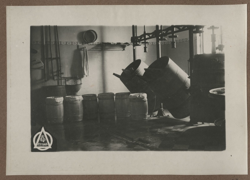 P/K "Estonia" piimaäri ja piimatööstuse meierei
