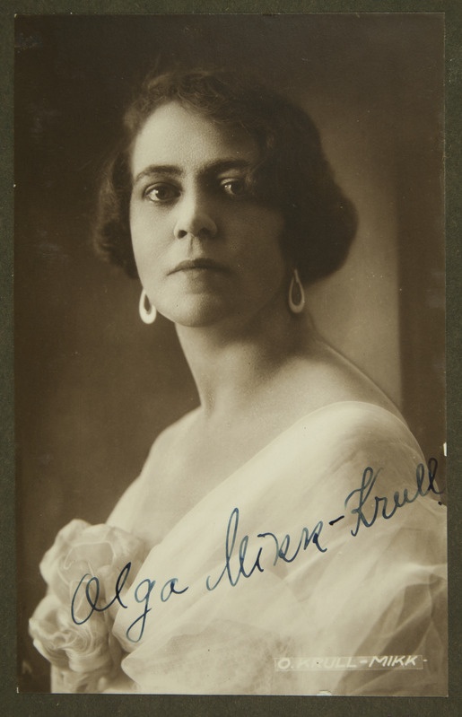 Portree: Olga Mikk-Krull