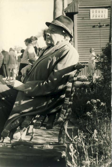 Hugo Laur Rakke jaamas