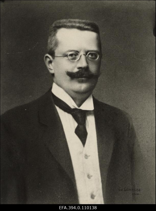 Masinatehase "Franz Krull" omanik ja direktor Franz Krull.