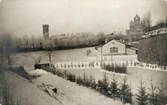Fotopostkaart - Tallinn 1915, Pikkhermann ja Aleksander Nevski kirik
