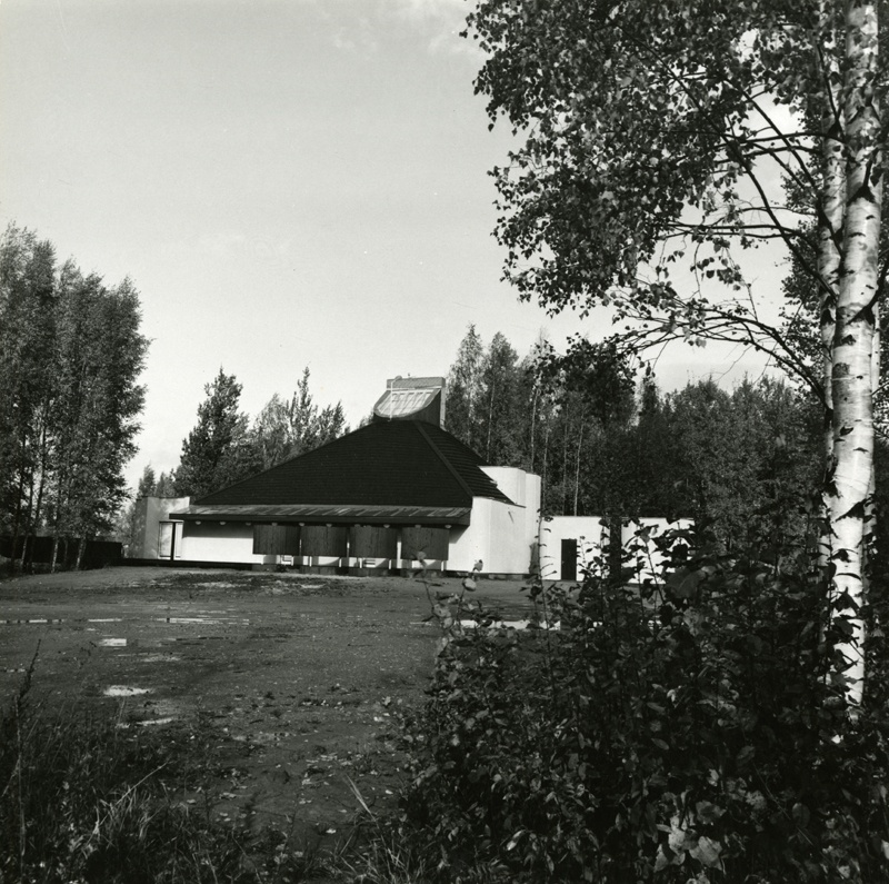 Linda kolhoosi saun Kobelas, vaade hoonele. Arhitekt Toomas Rein