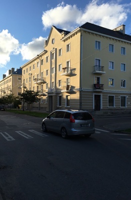 Uued majad Koidu tänaval. Ehitatud arhitekt A.Kotli projekti järgi. rephoto