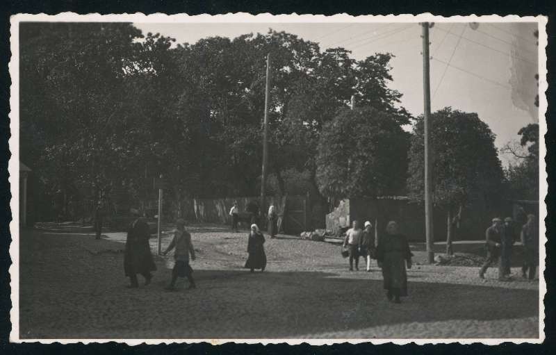 fotopostkaart, Viljandi, Vaksali tn ja Kiriku allee nurk, Viljandi mõis, õunaaed, müüri lammutamine, suvi 1924, foto J. Rist