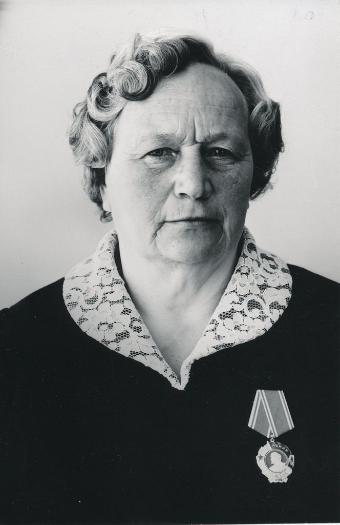 Foto. . Lenini ordeni kavaler  Marie Rajala 1982.a.