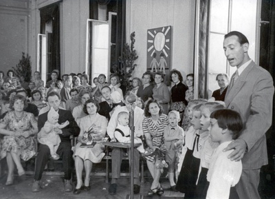 Foto. Laste nimepäevad Vastseliina kultuurimajas.  similar photo
