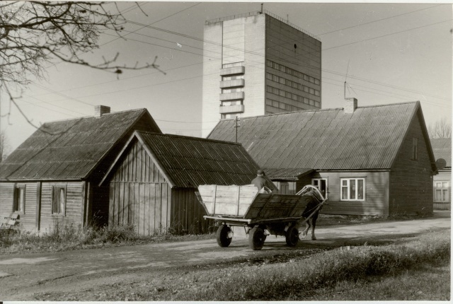 foto Paide Aiavilja ja Pärnu tänava nurk 1986