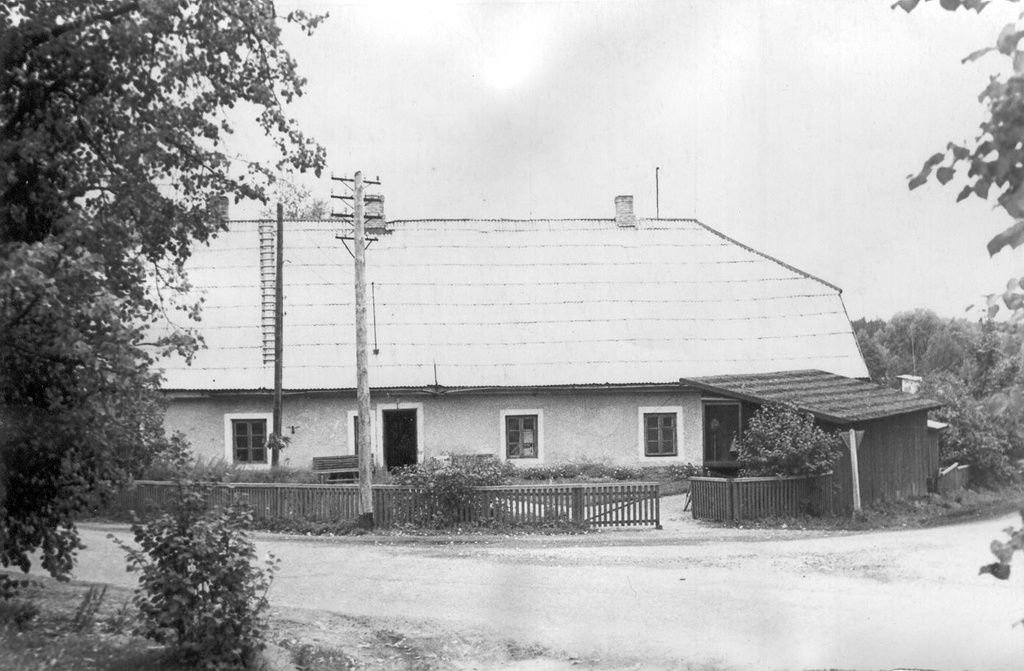 Foto. Väimela mõisa kõrtsihoone.