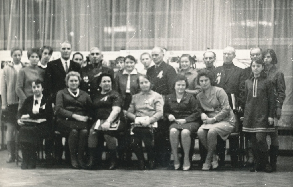 Foto. Daugavpilsi Koduloo- ja Kunstimuuseumi organiseeritud  kohtumine Võru 5. Kommunistliku Kütipolgu veteranidega.