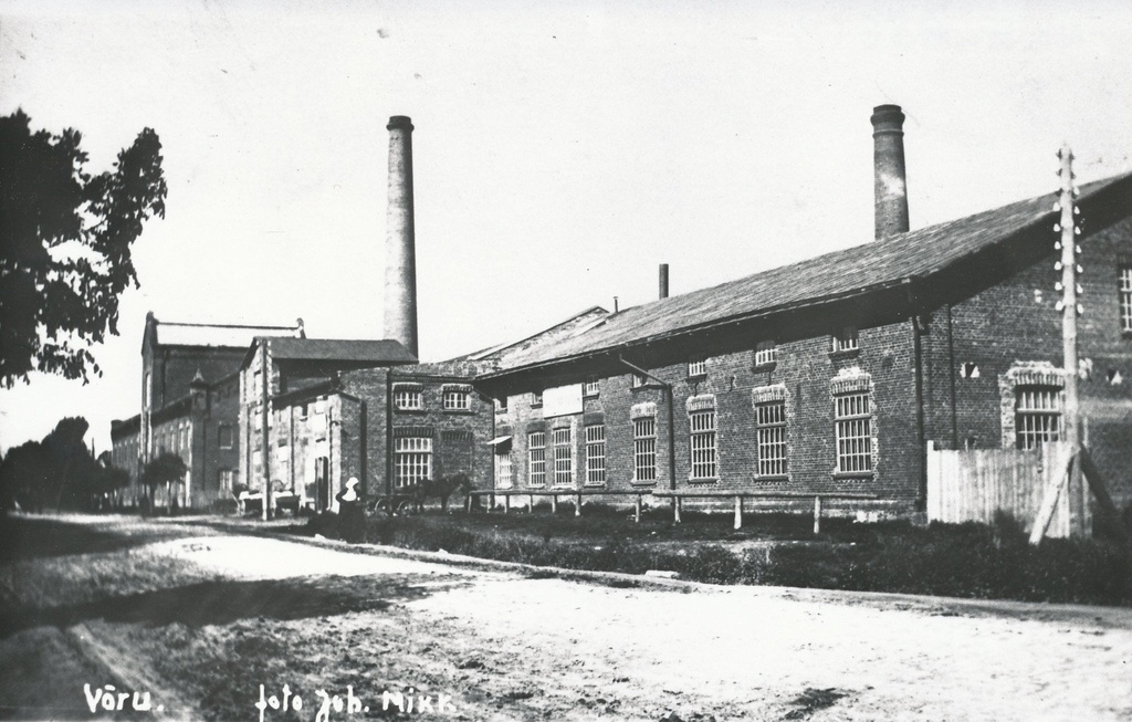 Foto. Võru Piiritusevabrik Kreutzwaldi ja Paju tänavate nurgal 1910.aastal