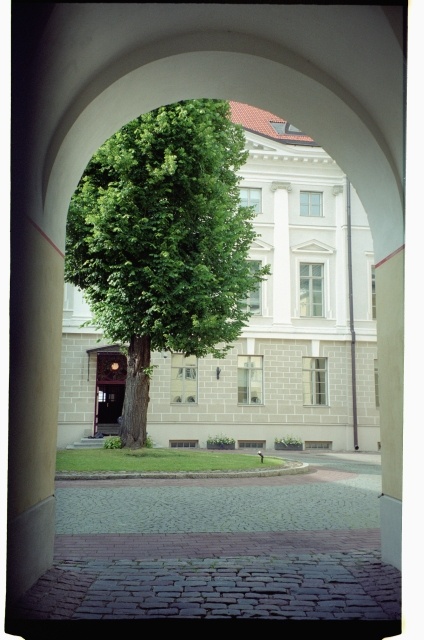 Vaade Stenbocki maja sisehoovi Tallinna vanalinnas Rahukohtu tänaval