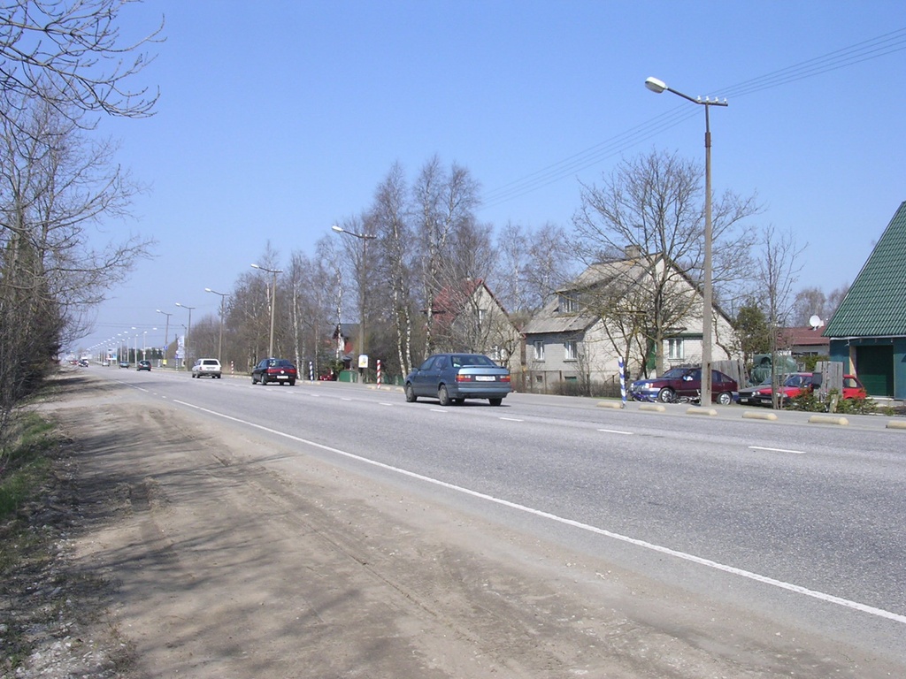 Tartu road in Mõigu, 2004 - Tartu road in Mõigu, Tallinn.