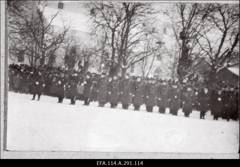 Mereväe I aastapäeva 21.dets.1919.a. puhul kingitud album. Vambola, Lembitu, Lennuk, väiksemad laevad, nende meeskonnad.