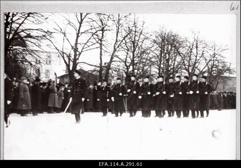 Mereväe I aastapäeva 21.dets.1919.a. puhul kingitud album. Vambola, Lembitu, Lennuk, väiksemad laevad, nende meeskonnad.